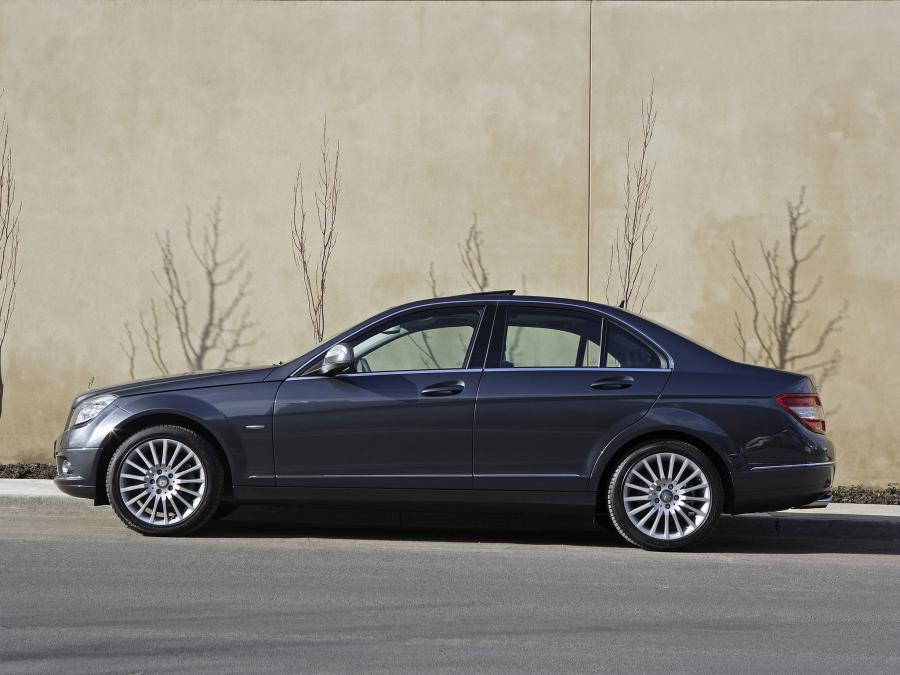  Mercedes-Benz C220 CDI )AU) 2007 года  (фото 7 из 15)